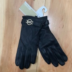 MK leather gloves